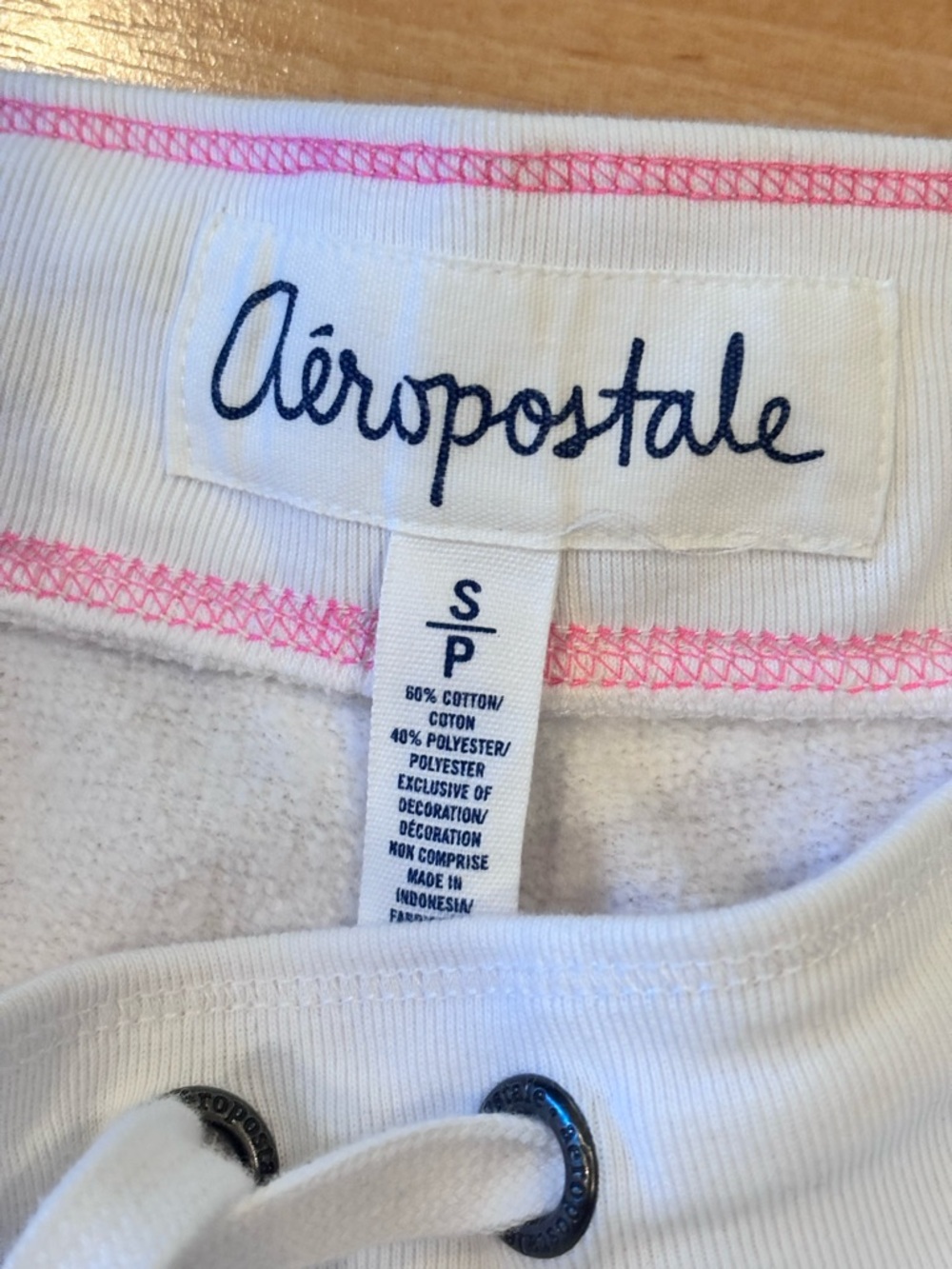 Aeropostale Y2K White Crop Joggers - Picture 2 of 5